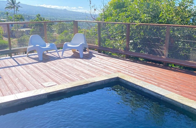 Villa with magnificent view and natural stone pool