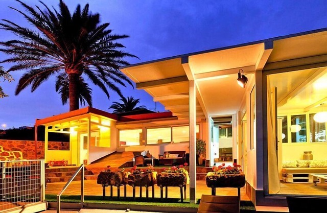 Villa de ensueño con piscina propia y arquitectura extravagante