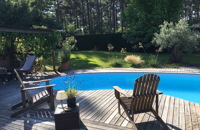 Villa con piscina y al océano cuenca entre la península de Cap Ferret.