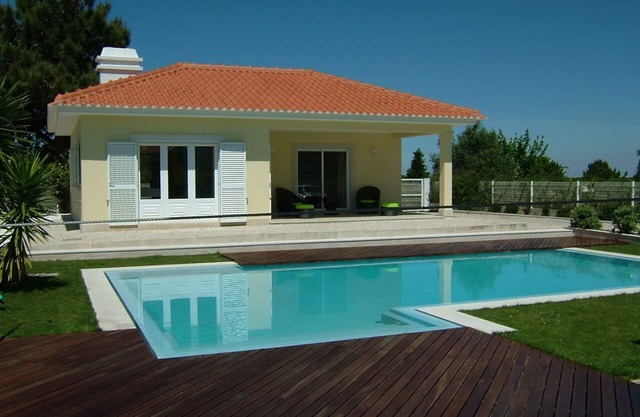 Villa con piscina cerca de las playas