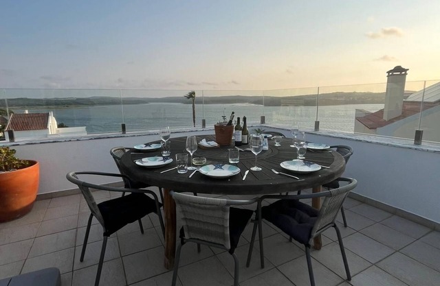 Villa with stunning lagoon views