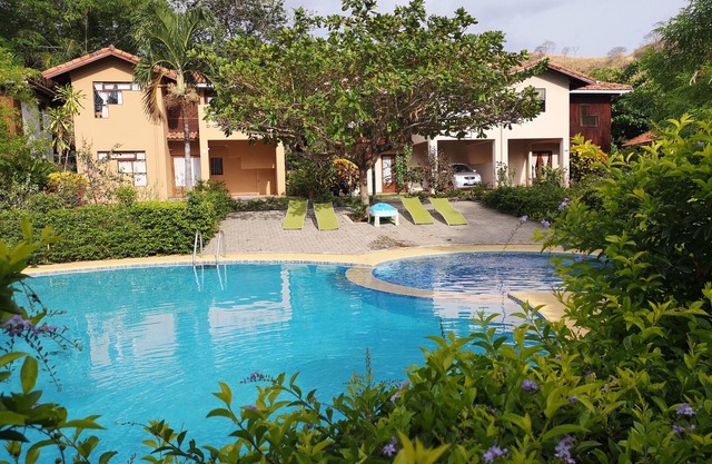 Villa con piscina en un condominio tranquilo, para familias y grupos de amigos
