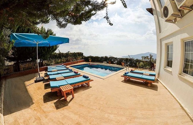 Villa Zakkum 1 by Lycia Collections