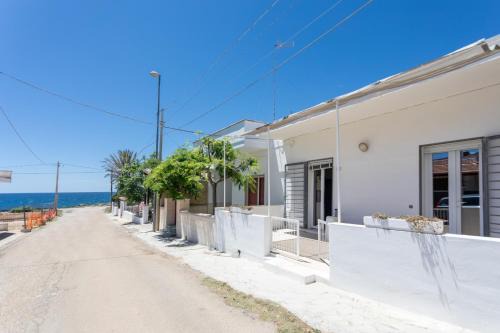Villetta Mary vista mare, by Apulia home