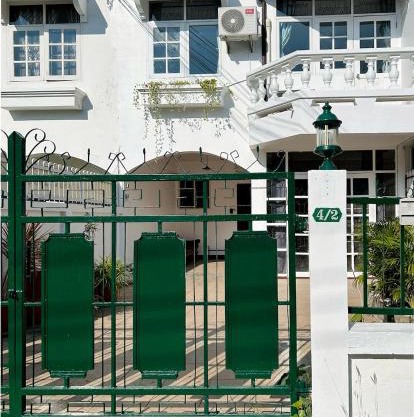 Vintage Entire House with rooftop I Pet Friendly I Near Nimman and Old Town