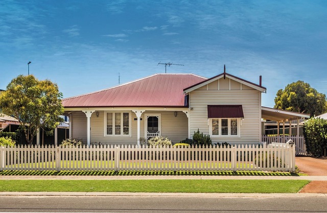 Busseltonia - una encantadora casa de carácter.