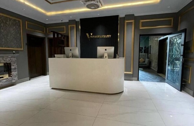 Vintage Luxury Hotel