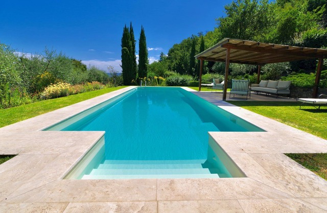 Vivaia Arceno Rentals Club, Villa in Chianti , Exclusive Pool Concierge Freewifi