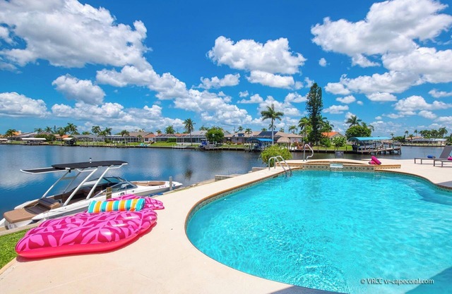 VRCC Villa The View - Anglers paradise with a view