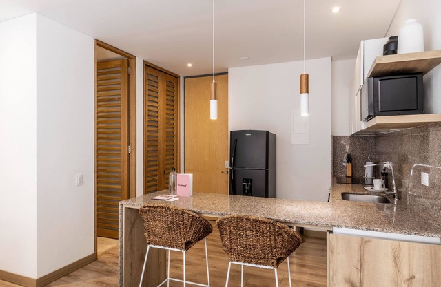 w Amazing Loft in Chico