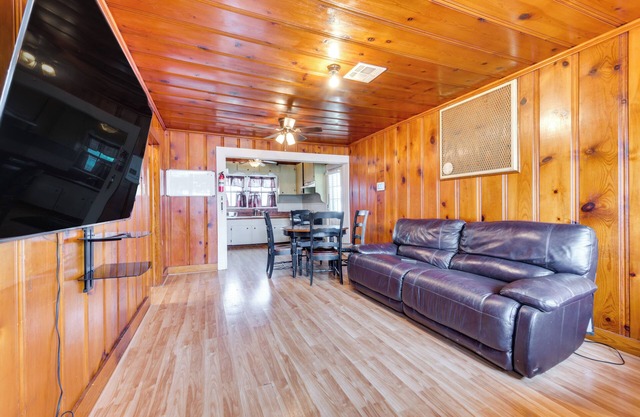 Walk to Atchafalaya Basin: Quiet Getaway w/ Yard