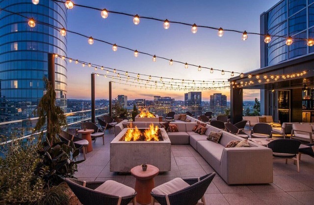 *Walk To Broadway* | Magnolia House in Germantown!