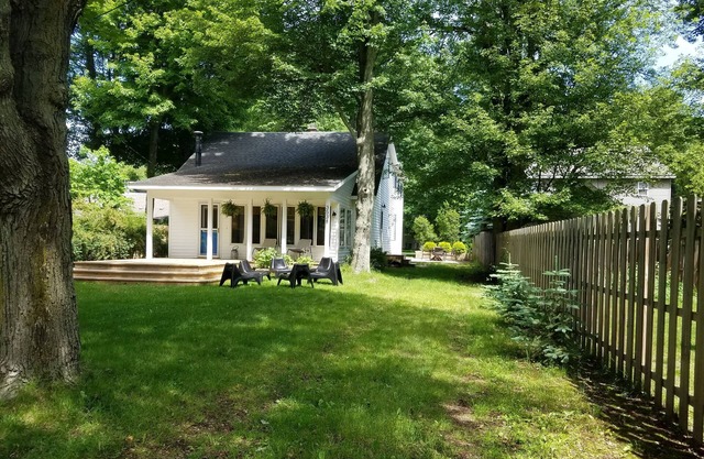 A pie de la playa, senderismo y parques.