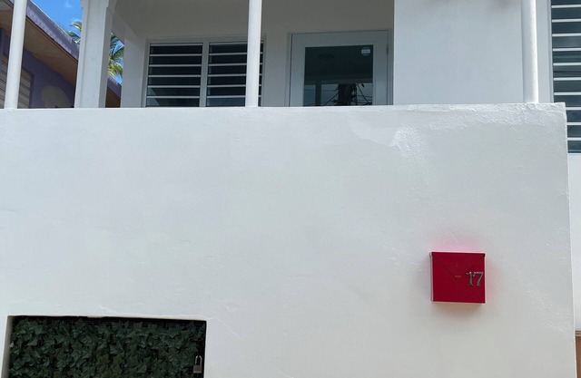 Walking distance to Rompe Olas Beach, Restaurants and more.