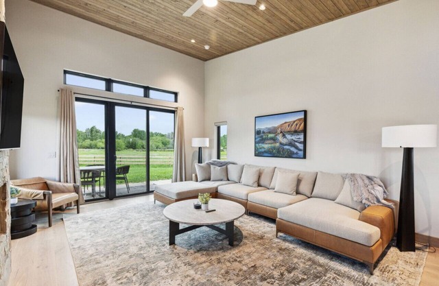 The Willow Suite Cabin