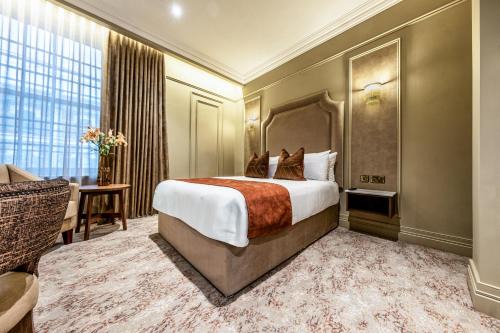 Walled City Hotel