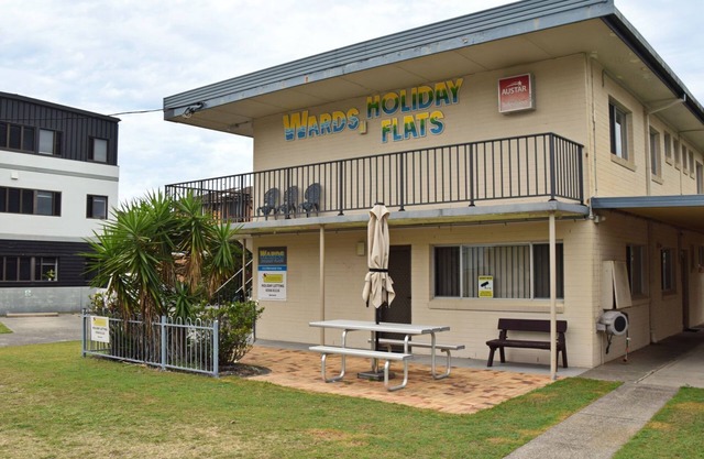 Wards Holiday Flat 8