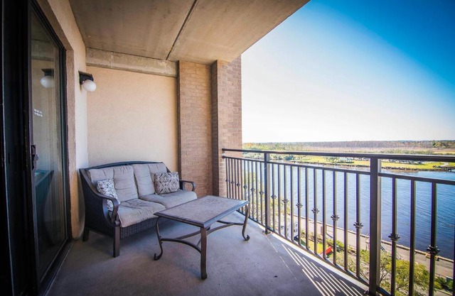 Water Street Retreat 08