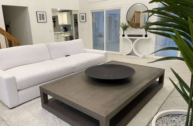 Waterfront 2BR Home in Brick w/ Swimming Pool