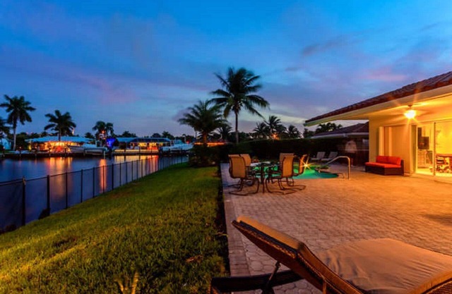 Frente al mar: playa, piscina climatizada, bañera de hidromasaje, kayak y SUP ** Descuentos de verano **