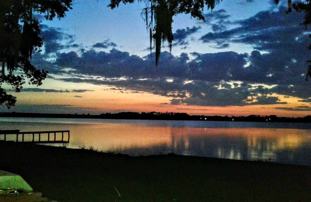 Waterfront Glamping Near Orlando