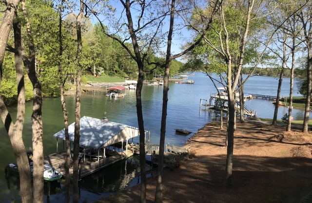 Waterfront Guest House en el hermoso lago Norman