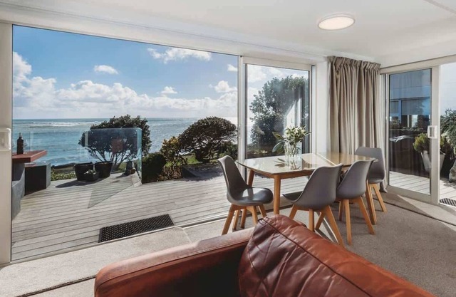 Te Moana Waterfront - beachside accommodation