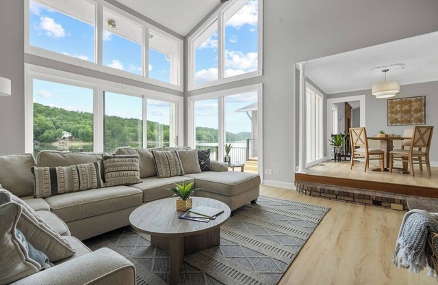 Waterside Haven w/optional Boat Rental