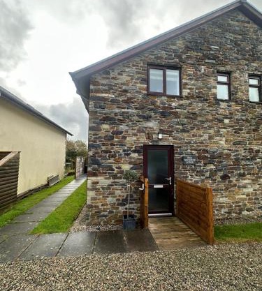 Wave Side Lodge 106B- Retallack Resort & Spa