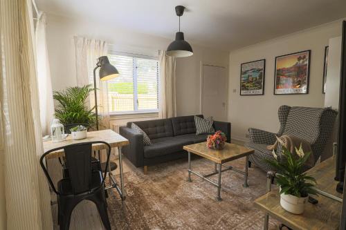 Wee Cottage with hot tub in beautiful Pitlochry