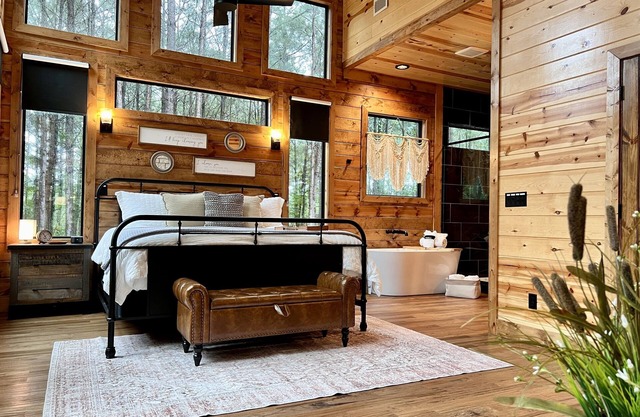 Weekend in the Woods: The Perfect Romantic Getaway