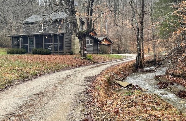 Welcome to Brooks Run - A 1920’s Cabin in Beautiful Brown County, Indiana
