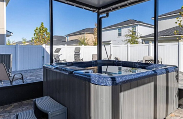 Welcome to Crystal Retreat