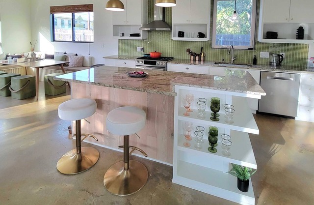 Welcome to East Austins Cactus House! Private Stock Tank Pool + Hot Tub