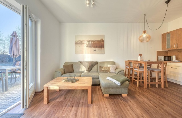 Welcome to the SeeBrise vacation apartment at the Röbel city harbor