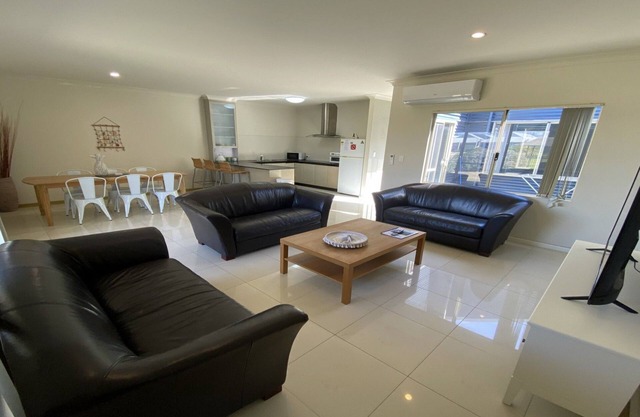 Unidad 23 Seafront Estate