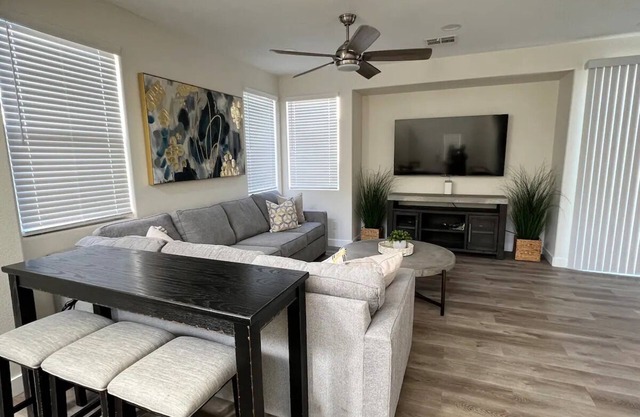 Welcome to Your Las Vegas Dream! Perfect Retreat!