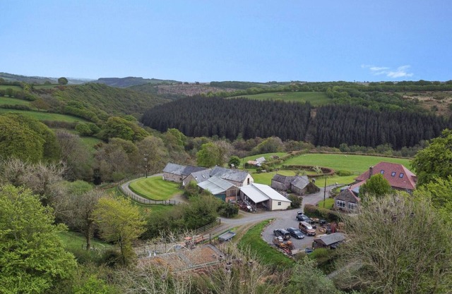 West Hollowcombe Farm Cottages - Reserva completa del sitio