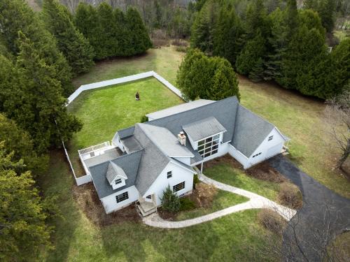 Westeros by Simple Life Rentals