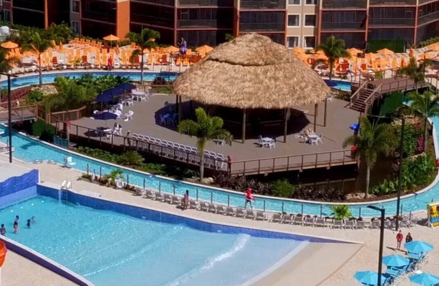 Westgate Resort & Spa, Cozy 2-bedroom with AC, WiFi, fitness room in Orlando FL