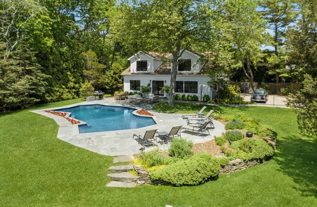 Westhampton Beach 4 bed/4 bath - large garden, heated gunite pool, dock on bay!