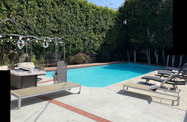 * Hogar lejos del hogar * en una villa HERMOSA- Tarifas especiales de verano