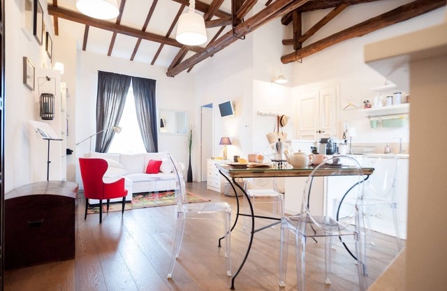 Casa Blanca en el centro histórico de Orvieto - estacionamiento incluido