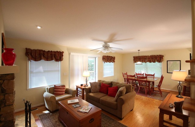 Sherwood Forest, Se aceptan mascotas