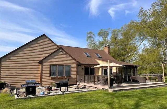 Whole House Retreat~Golf~Spa~Sunset~Deck~Fire Pit!