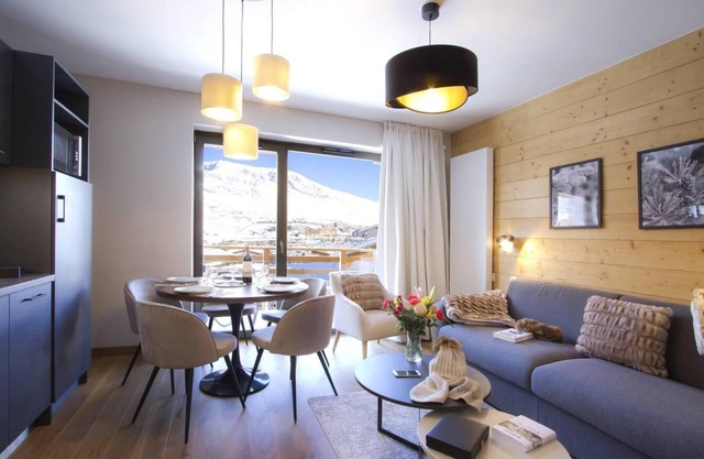Wifi, sauna, hammam, balcony, tv, ski locker, 32m², Alpe d'Huez