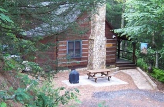 WIL-DEER-NESS cabina- Aislado * Firepit * Bañera de hidromasaje * Río * hamaca * Wi-Fi * Se admiten perros