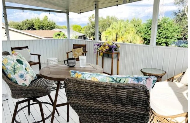 Wild Daffodil Prime Location 4 Bedroom- 3.5 Bath