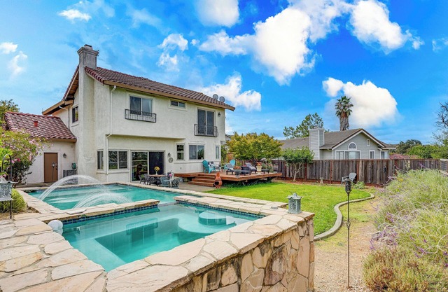 Wine Country Gateway w/ Views Btwn Napa & SF