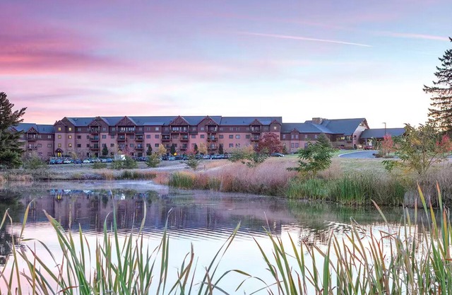 Wisconsin Dells Adventure! Glacier Canyon Resort w/Access to Water Parks!